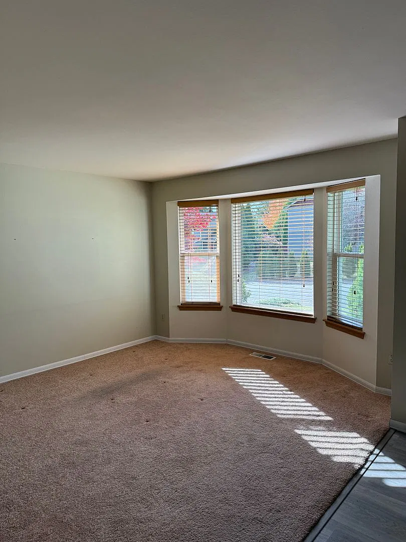 Charming Rambler in Diamond Hills — Photo 3