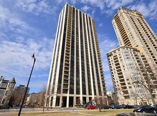 2500 N Lakeview Ave APT 3001, Chicago, IL 60614