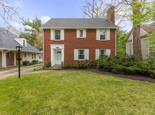 2215 Oxford St, Rockford, IL 61103