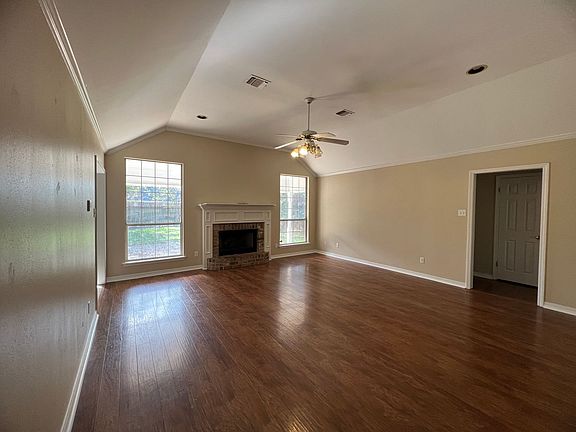 4th image of 6016 Ellington Way