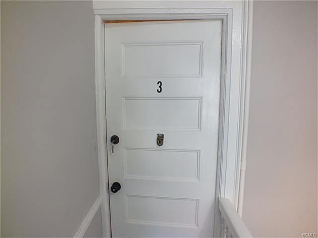 1st image of 14 Philipse Pl #3