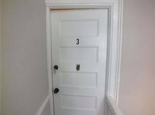 14 Philipse Pl #3, Yonkers, NY 10701