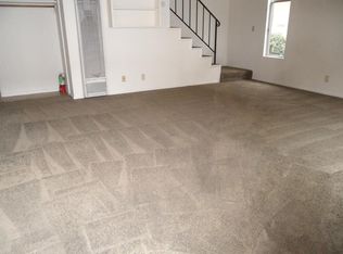 6533 El Greco Rd APT D, Goleta, CA 93117