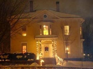 89 Winthrop St, Augusta, ME 04330