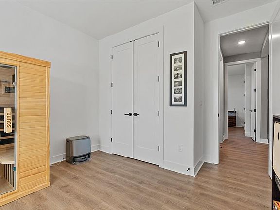 5th image of 1592 Grayhawk Dr