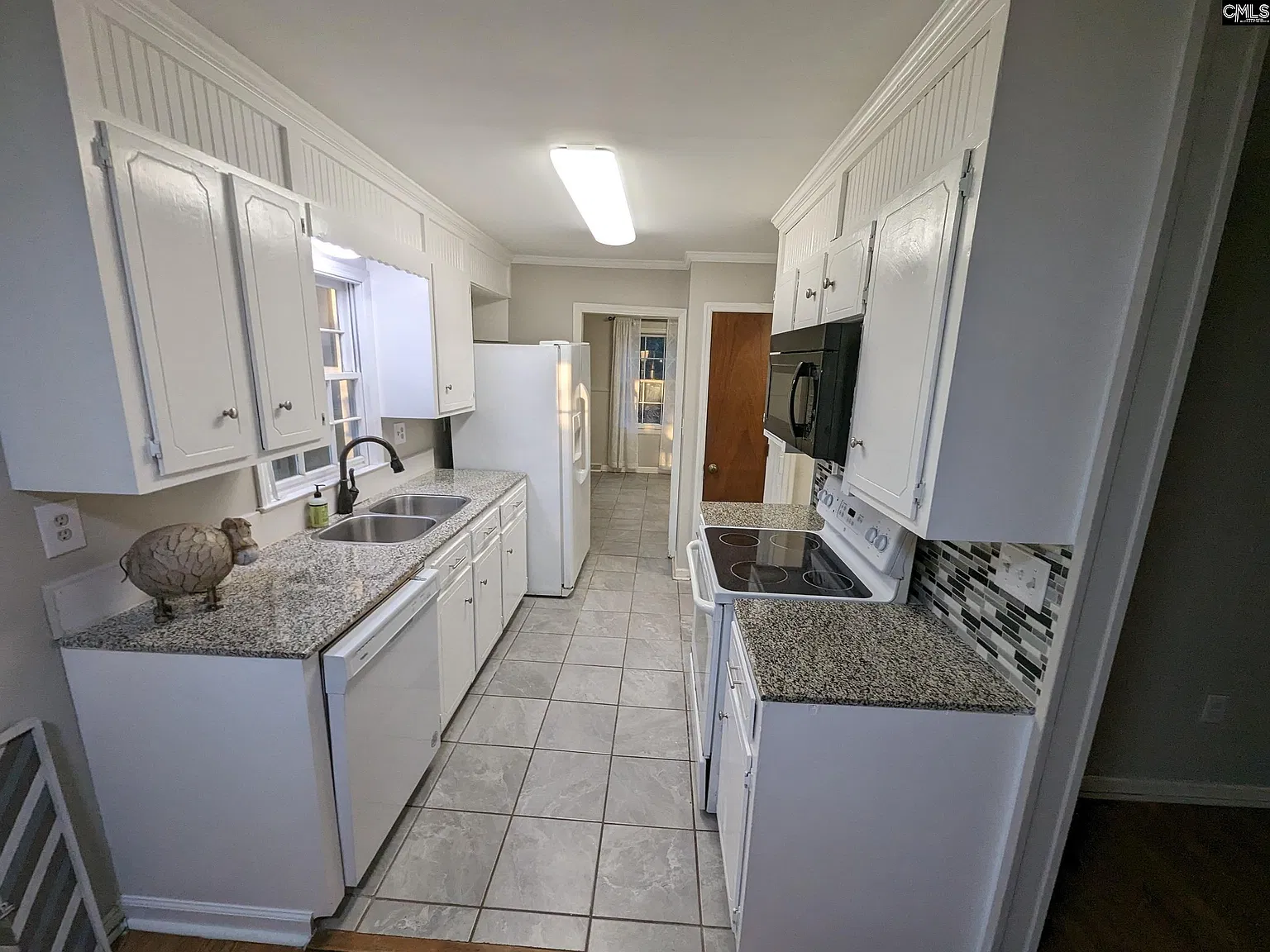 4 bed, 1650 sqft, $1,700 — Photo 3
