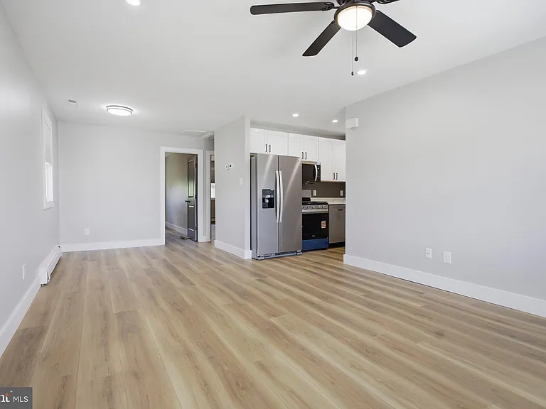 63 Aston Ct — Photo 5