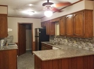 2734 Cavalier Dr, Baton Rouge, LA 70816