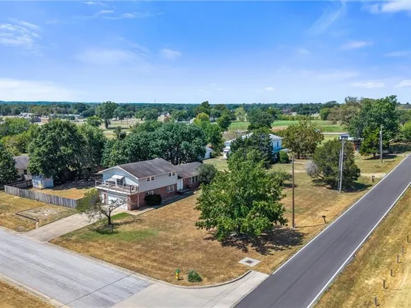 1901 Stark St, Coffeyville, KS 67337
