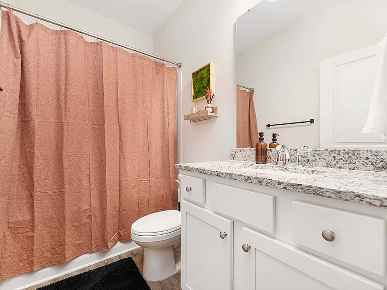 107 Robinson St — Photo 39