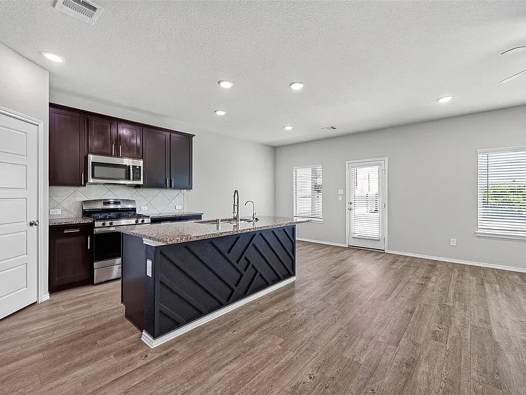 21522 Autumn Summit St — Photo 21