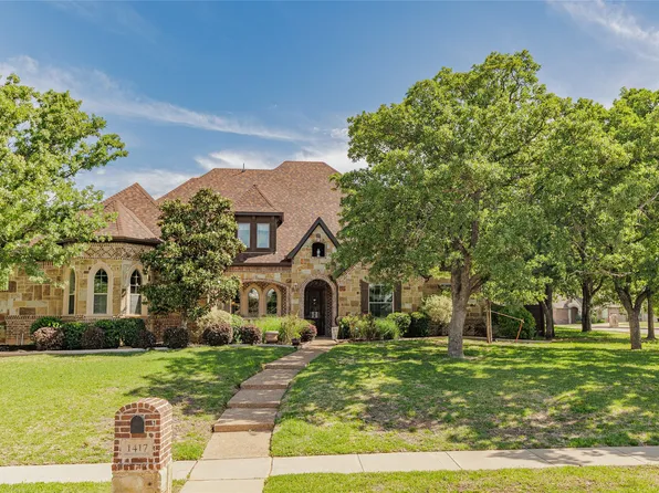 1417 Briar Crossing Dr, Decatur, TX 76234