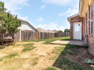 10301 Black Forest Ct, Fort Worth, TX 76140