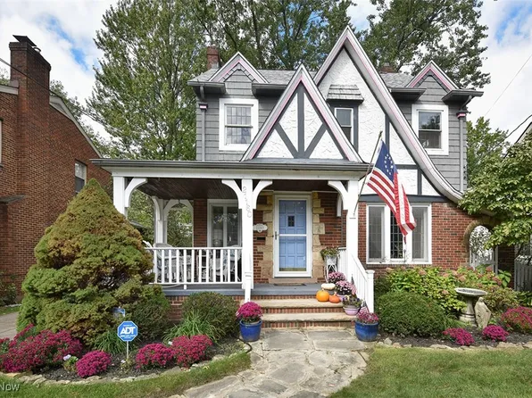 21160 Stratford Ave, Rocky River, OH 44116