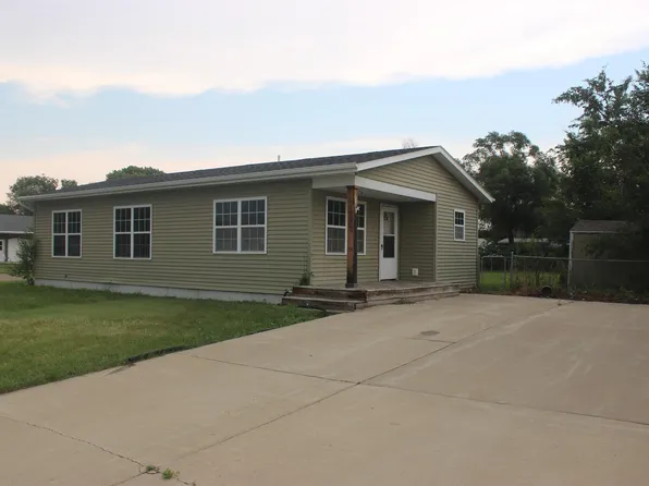 1500 E Park St, Pierre, SD 57501