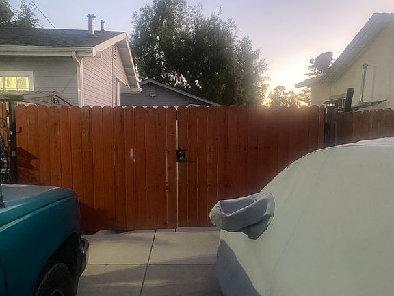 Entrance gate to front door