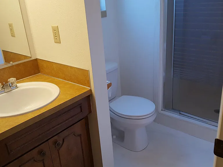 4944 N Decatur Dr — Photo 10
