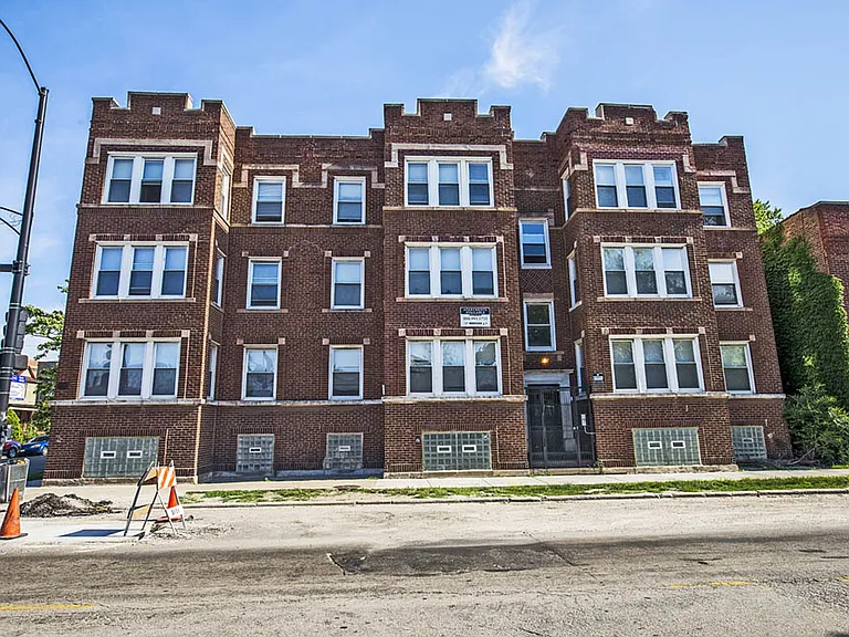7055 S St Lawrence — Photo 12