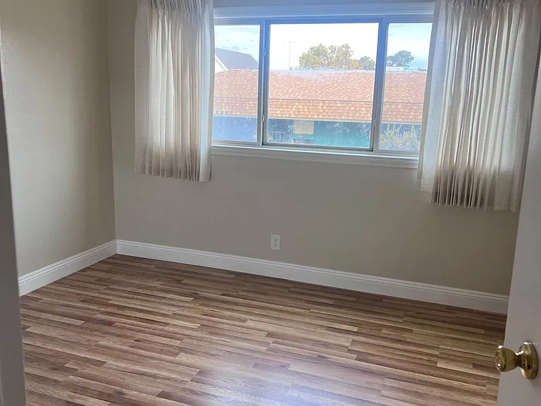 281 Juana Ave #201 — Photo 3