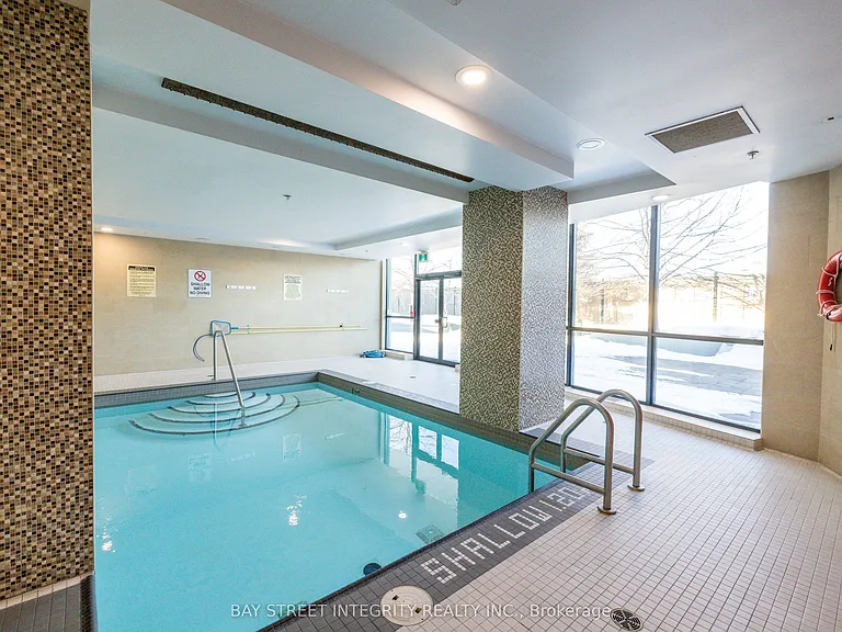 5740 Yonge St #1510 — Photo 27