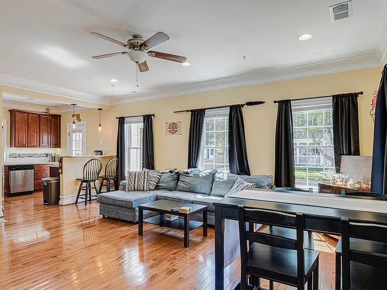 102 Charity Ln — Photo 6