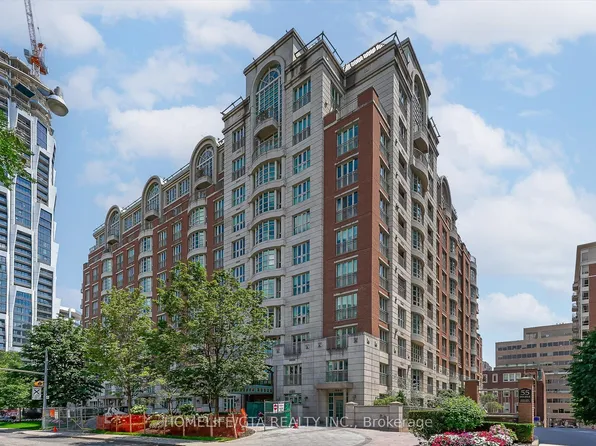 33 Delisle Ave #610, Toronto, ON M4V 3C7