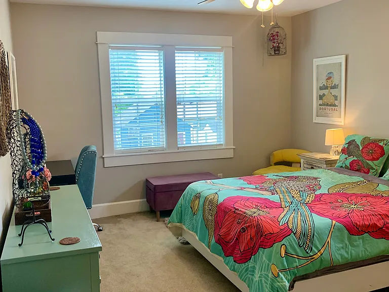 1415 Lexington Ave — Photo 19