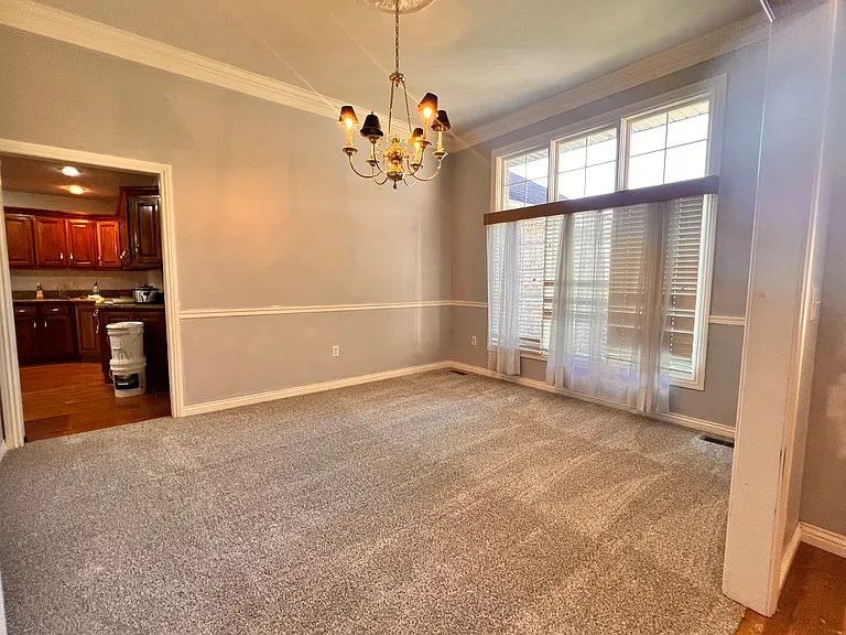 1164 W Rockhill Ave — Photo 36