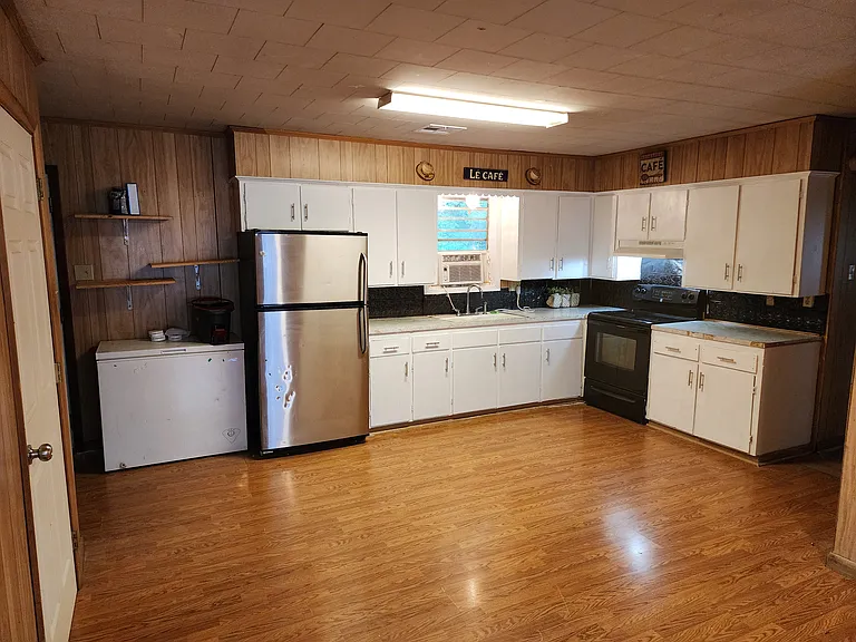 160 Bloomfield Loop — Photo 9