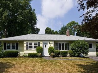 18 Wethersfield Rd, Natick, MA 01760