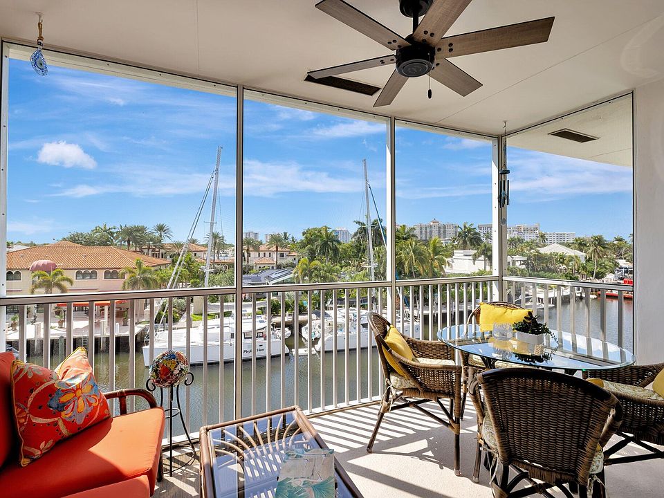 1st image of 1332 Bayview Drive #402