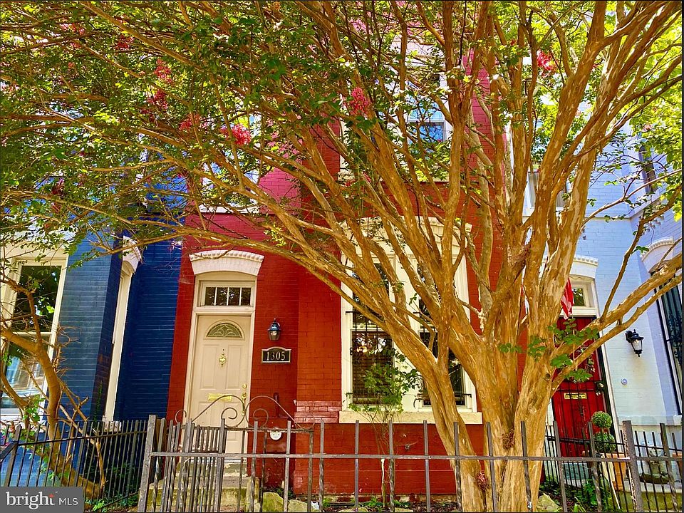 1st image of 1305 F St NE