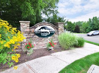 Trailside Village, Hamden, CT 06518