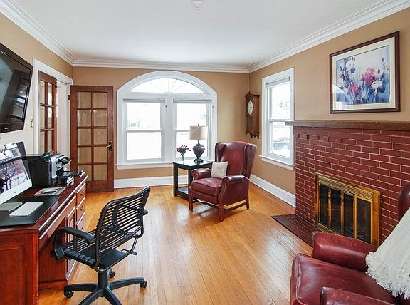 4th image of 716 N Catherine Ave