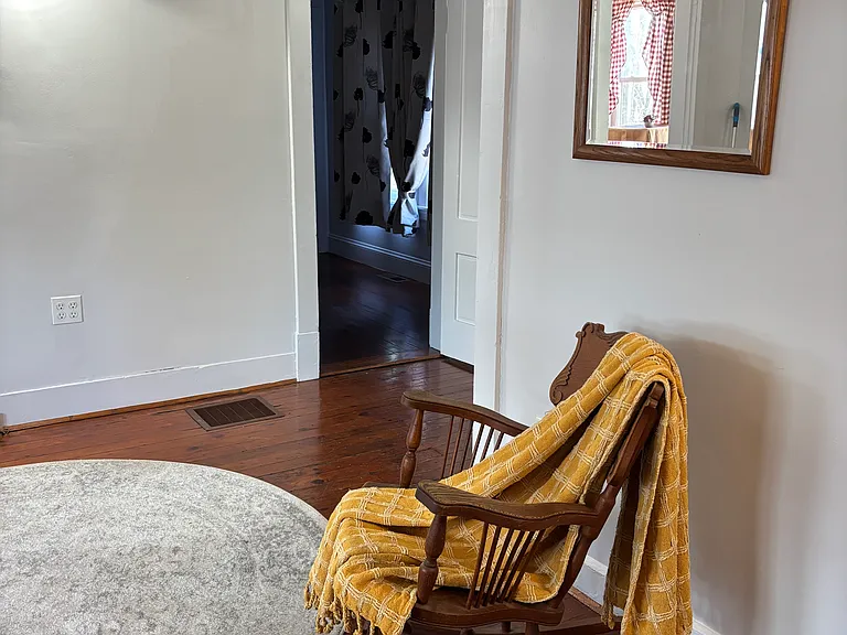 17 Main St #1 — Photo 13