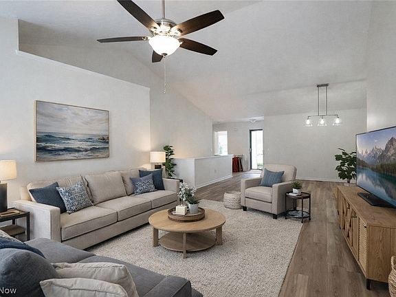 5th image of 10344 Sudbury Cir NW
