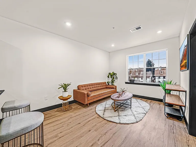 Lofts AT Church — Photo 17