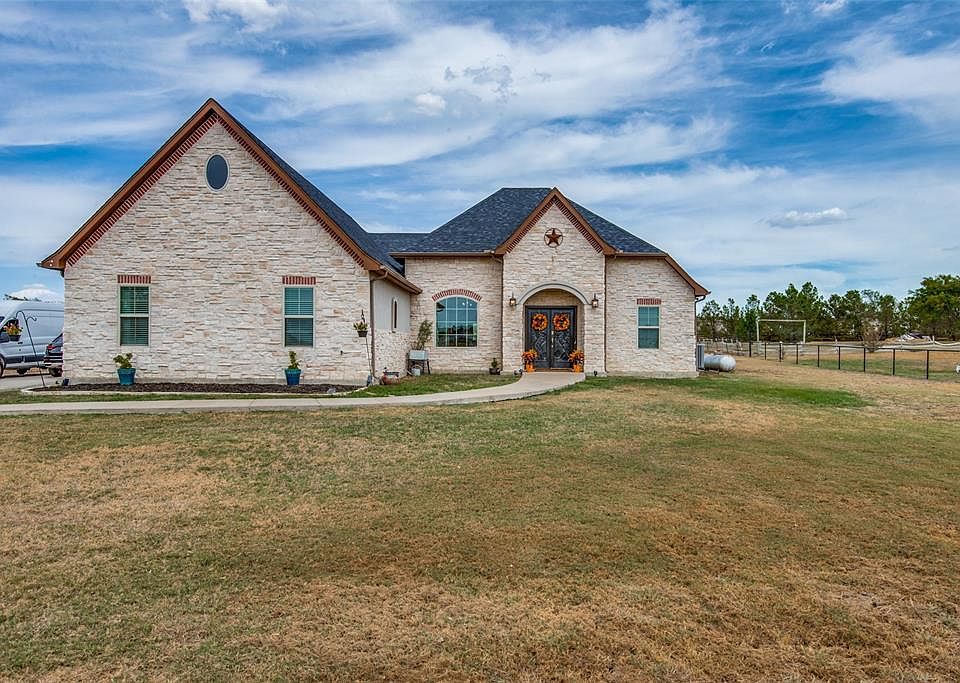 5728 Smiley Rd, Celina, TX 75009 Zillow