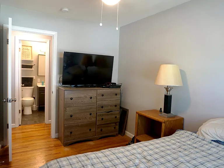 8910 Belleview Ave — Photo 22