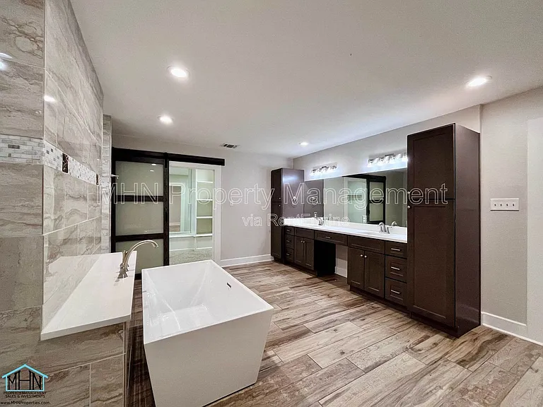 810 Elizabeth Rd — Photo 17