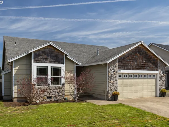 1031 Coho St, Molalla, OR 97038