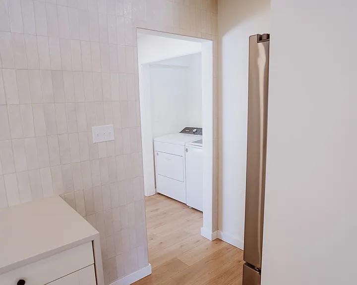 112 Park Ln — Photo 9