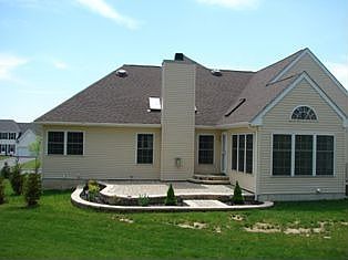 Paver patio with garden wall
