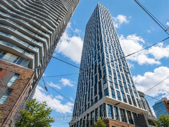 252 Church St #4012, Toronto, ON M5B 0E6