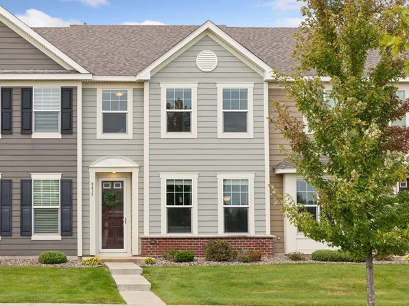 8419 Jonquil Ln N, Maple Grove, MN 55369