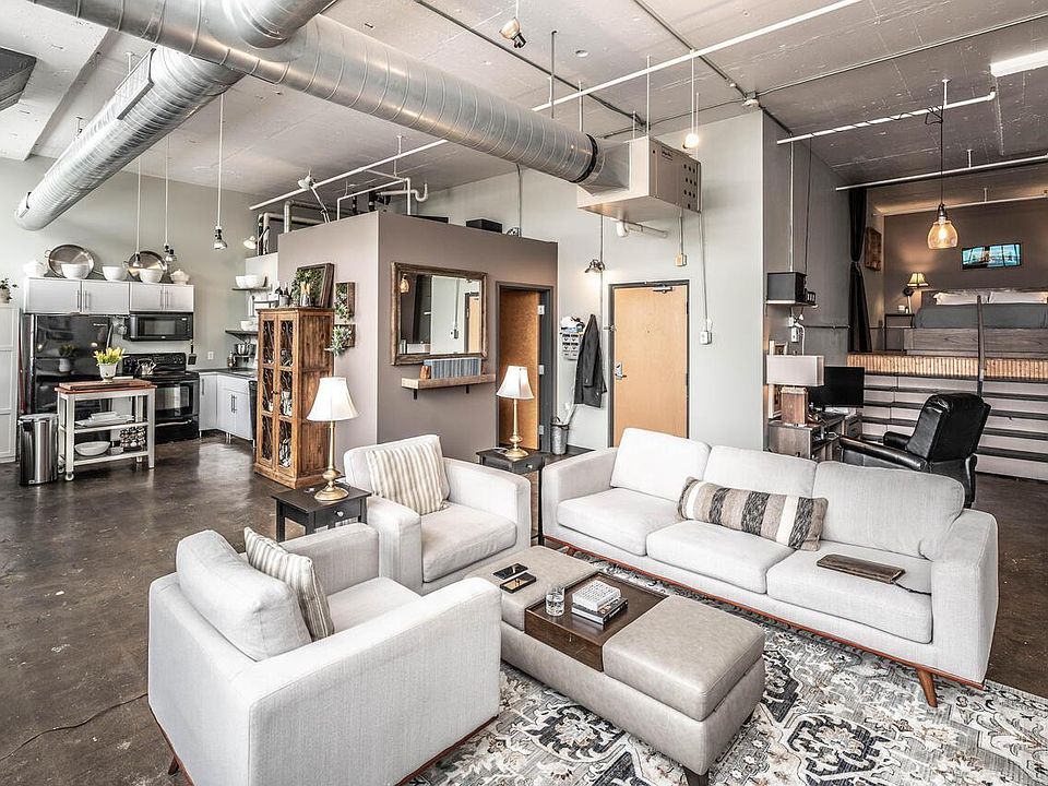 1st image of 500 Robert St Unit 617
