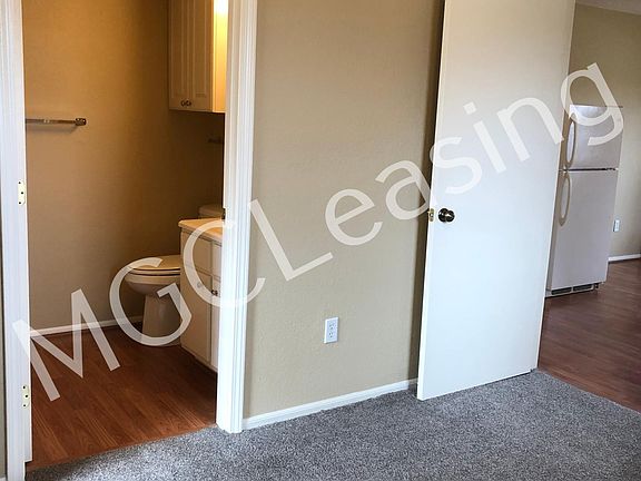 5th image of 309 SE Grand Ave #7
