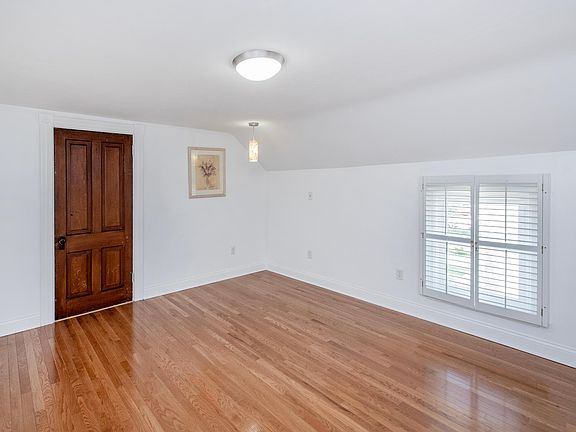 5th image of 306 Harrison Ave
