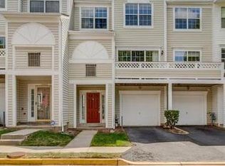 14480 Glencrest Cir #26, Centreville, VA 20120