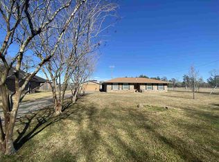 485 Reynolds Ln, Vidor, TX 77662